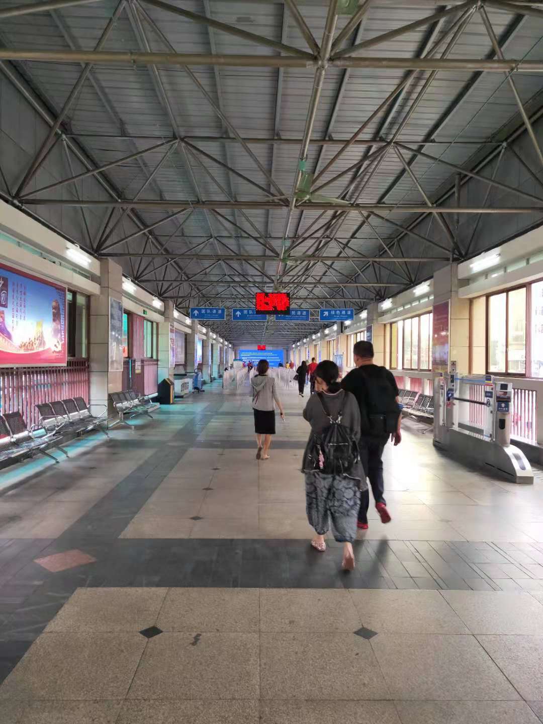 〔胭脂随笔〕走哪想哪,想哪写哪之西贡香水