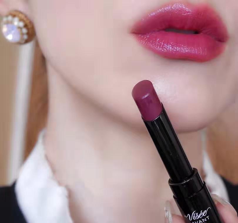 涂口红不爱掉色的正确方式,涂口红最怕什么颜色