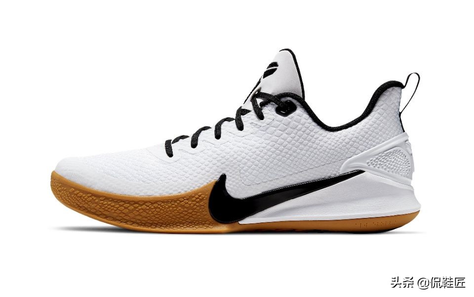 400多的科比鞋,四百多的篮球实战鞋