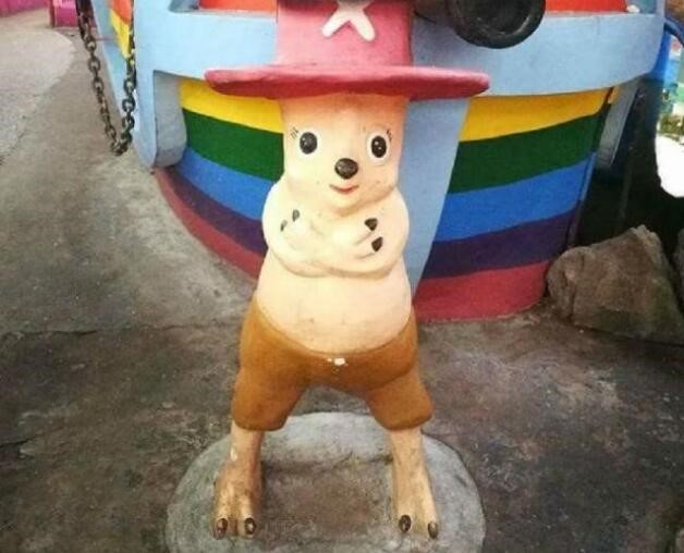 家长低价卖孩子手办,家长买的手办