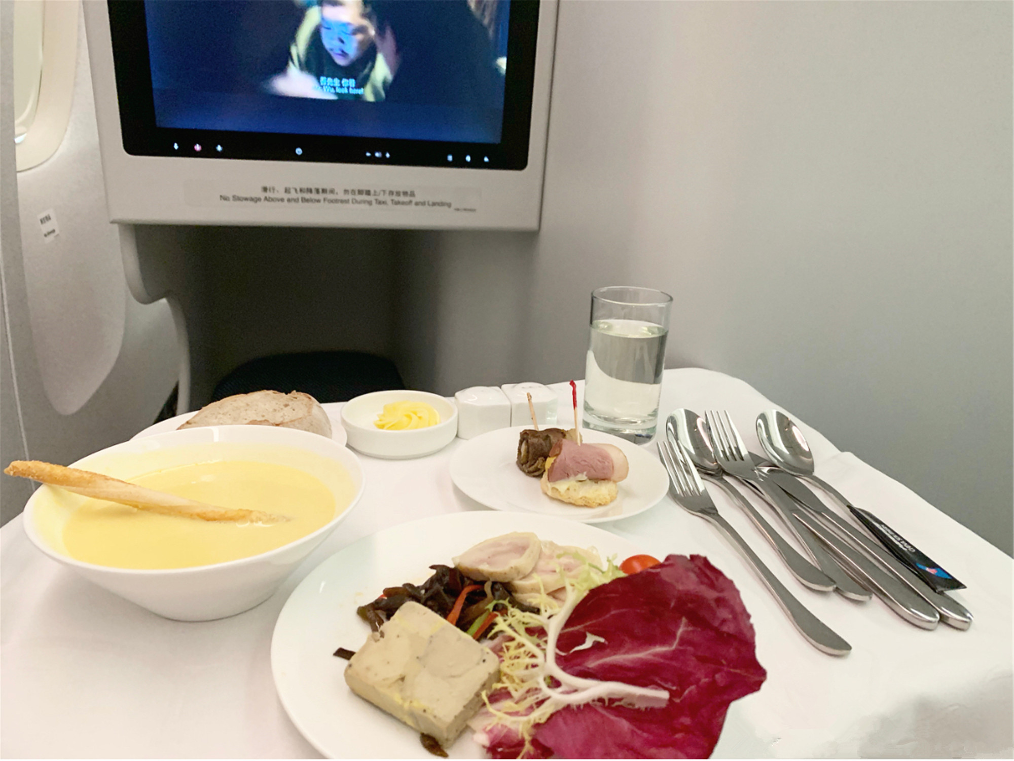 川航哪条航线飞机餐最好,川航养猪餐不算啥