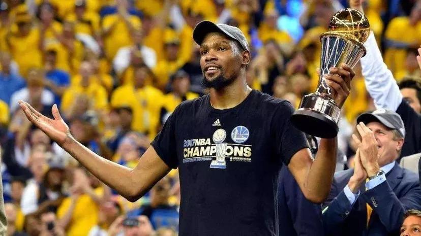 新冠病毒明星最新消息,盘点感染新冠肺炎的明星