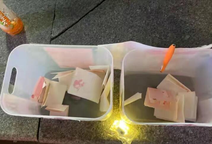 “一元买爱情”，稳赚不赔，年轻人脑洞真大，这是商机还是套路？