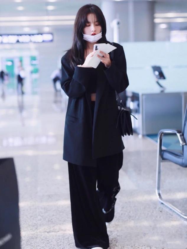 最近火了一种穿法,今年最时髦的穿法搞笑