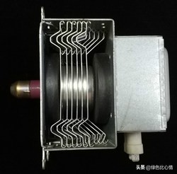 微波炉启动内壁打火,微波炉腔内打火原因