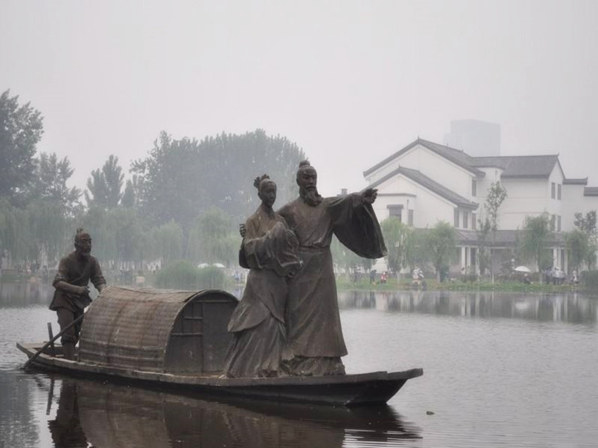 有政才的人不一定有商才，此人却是个例外，不是当宰相就是当首富