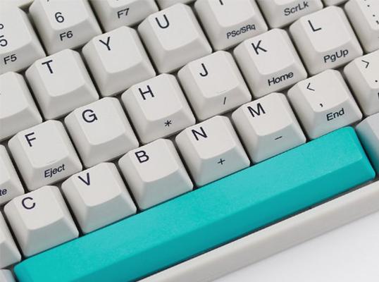 ikbcc210青轴和茶轴对比,键盘的黑轴红轴青轴茶轴声音对比