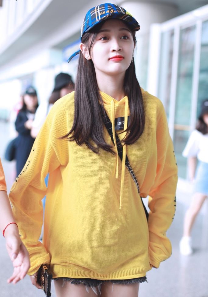 小个子御姐风女明星穿搭,甜美好看的小姐姐