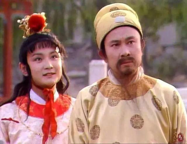 贾宝玉衣着打扮特征,贾宝玉房间陈设