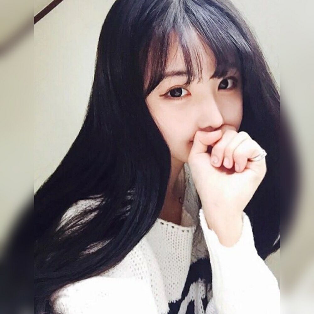 适合长发小脸女生的刘海,脸长发量少适合什么刘海女