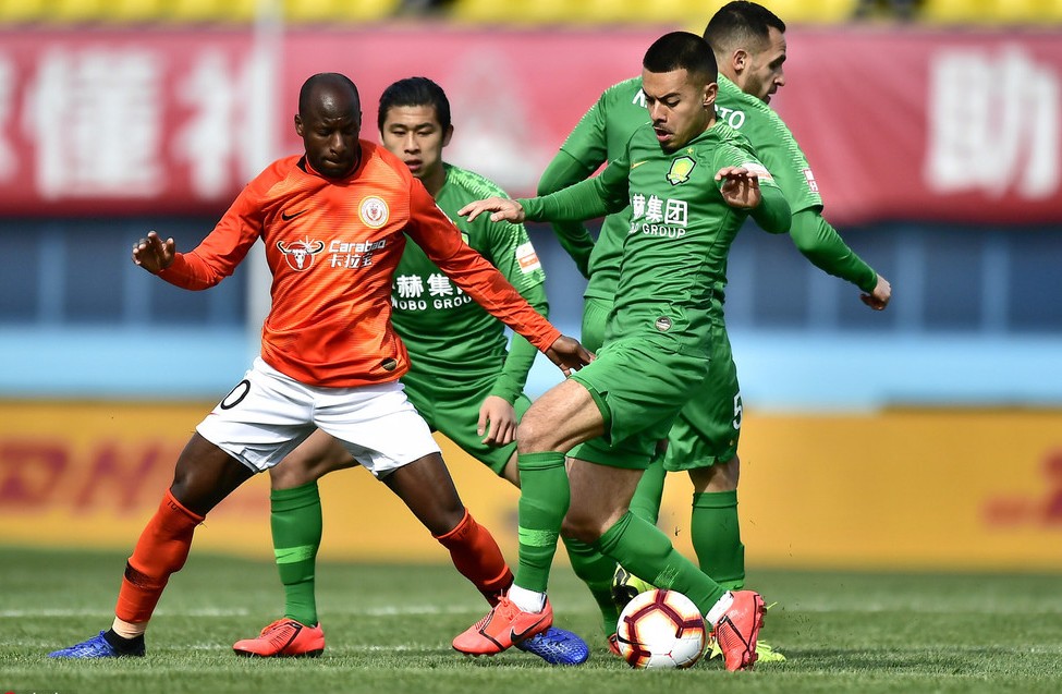 姹犲繝鍥藉拰鏉庡彲姣旇禌瑙嗛,鏉庡彲鍦轰笂琛ㄧ幇