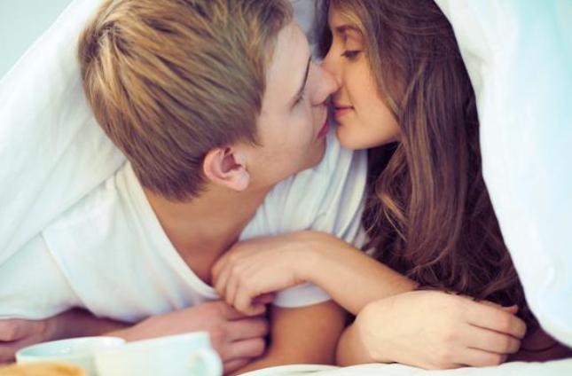 怎么做能让女人主动想你,一句话让女人主动想你