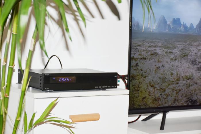 亿格瑞a10二代和芝杜z1000哪个好,亿格瑞a10怎么装硬盘