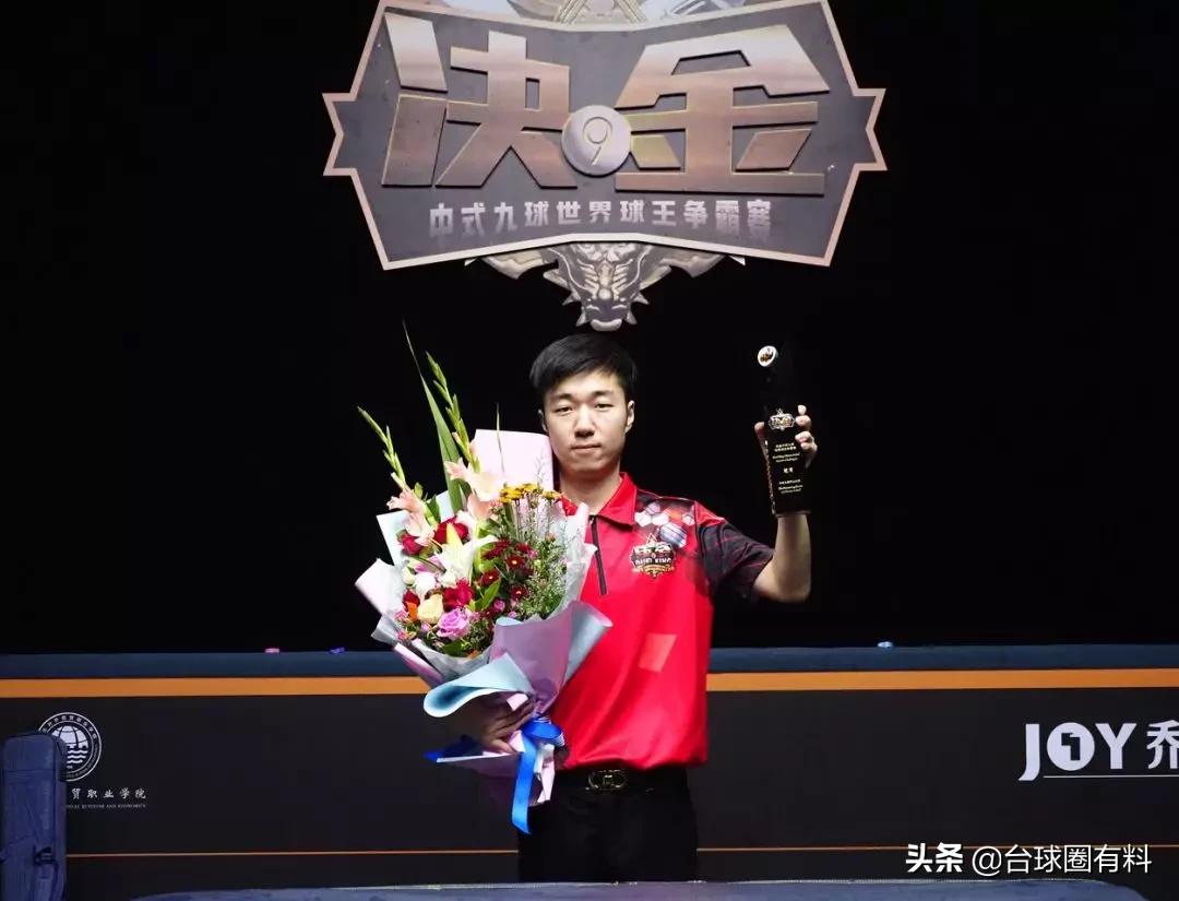 奥斯本兹战队装备,奥斯本兹征途和黑刃