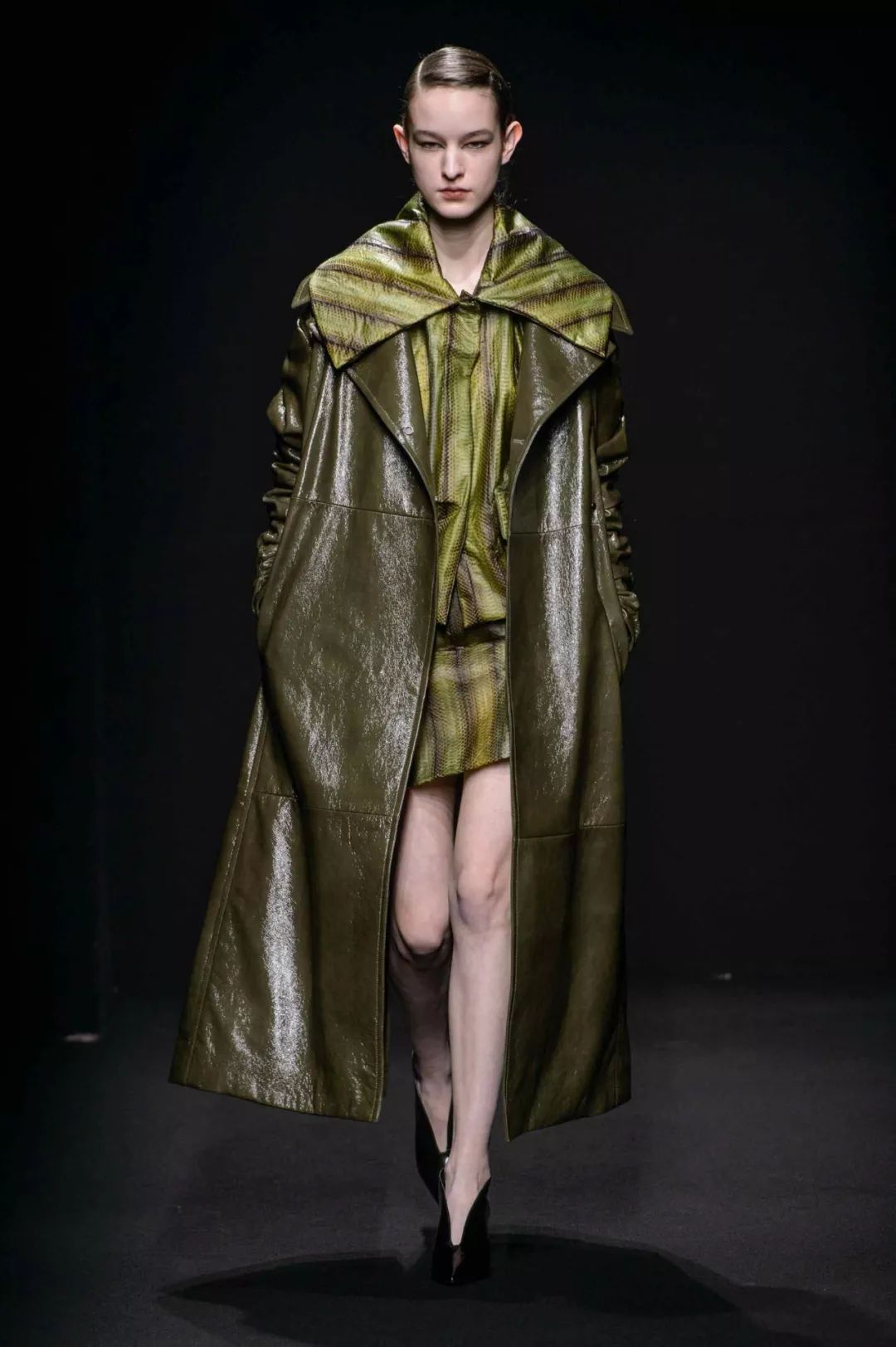 超长风衣怎么搭配才好看,长风衣如何显高显瘦