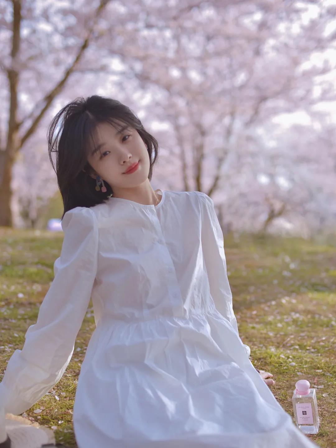 今年流行的时尚可爱减龄超短发,今年流行剪短发造型