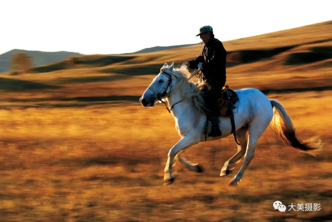 拍体育赛事相机推荐,运动场摄影技巧
