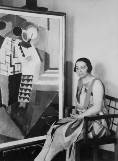 她亲眼看着自己的画作挂进卢浮宫,这位“时尚先锋”不输香奈儿