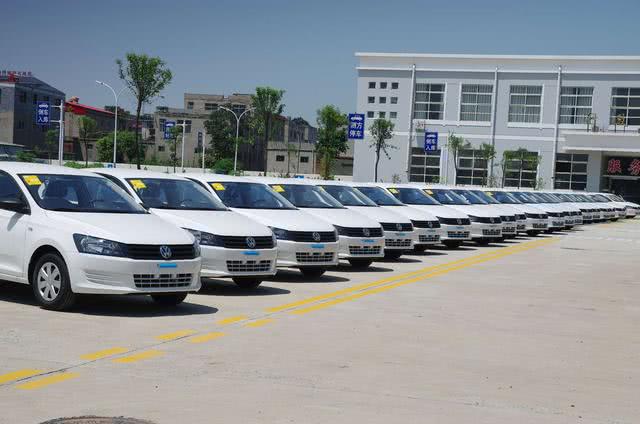 长春驾校教练工资一般多少,青岛驾校教练工资一般多少