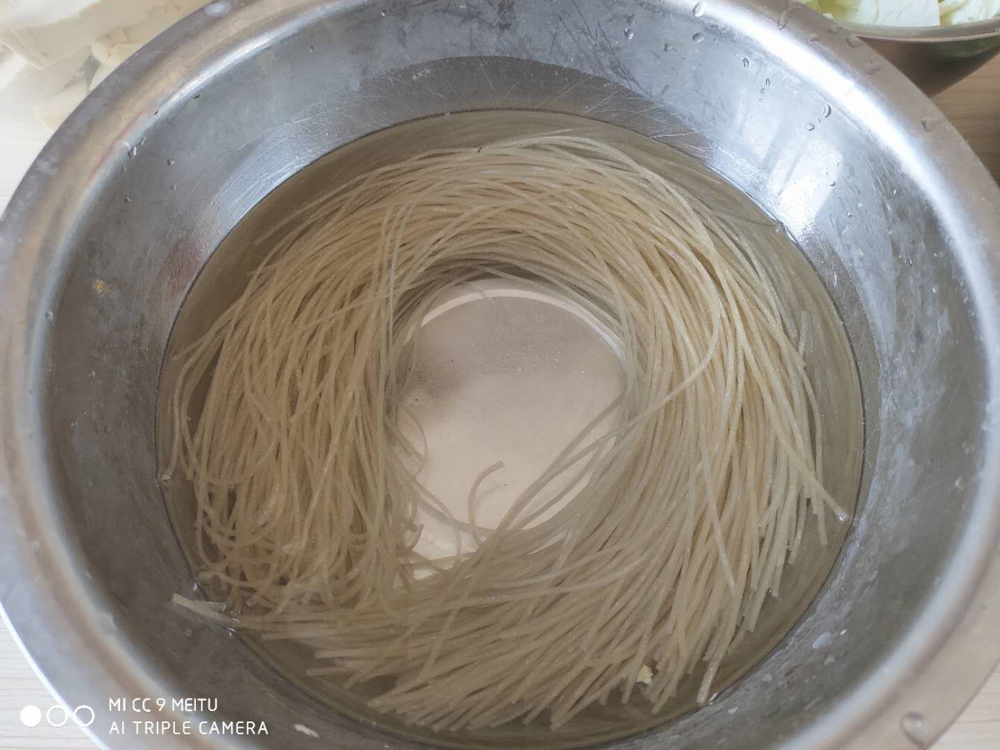 小雪节气适合吃羊肉吗,小雪节气喝羊肉白萝卜汤补而不滞