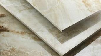 地暖瓷砖空鼓最佳补救方法,地暖铺瓷砖大面积空鼓破碎