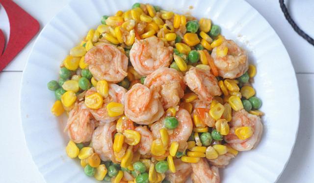 冰冻虾，别直接下锅！多加这“1步”，鲜嫩又不腥，美味吃不够