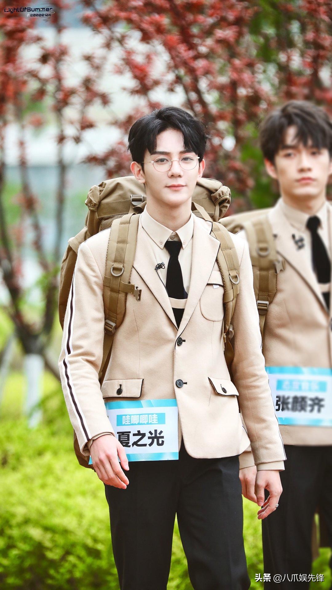 鐢锋槑鏄熻鎵掍拱閽绘垝,澶氬悕鏄庢槦琚垎鍑轰拱閽绘垝