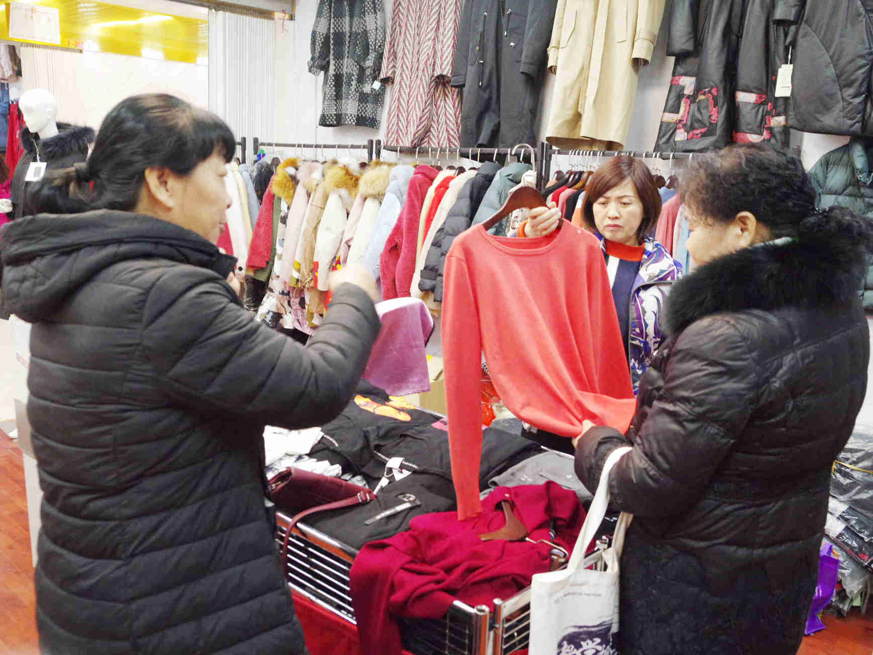 迎新年清仓处理,迎新春降价促销