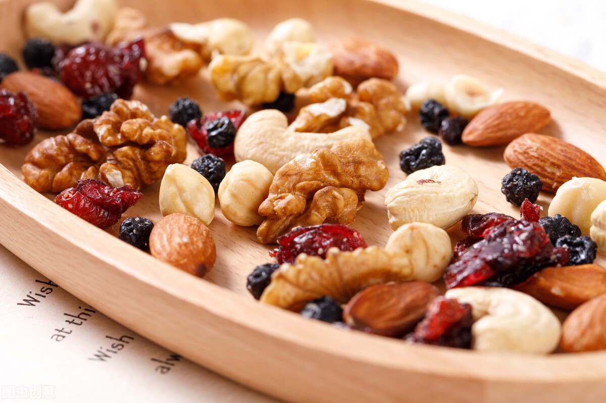 女生痛经男生怎么安慰异地恋,女生痛经怎么缓解男生怎么安慰