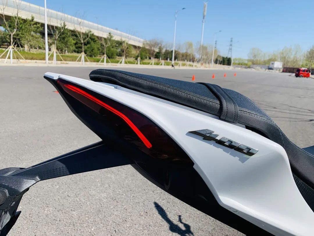 光阳400踏板摩托车测评,光阳krider400可以加装滑动离合器