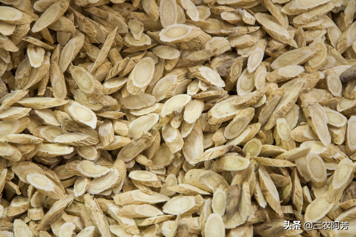 家禽用黄芪多糖的功效与作用,黄芪多糖对家禽的功效与作用