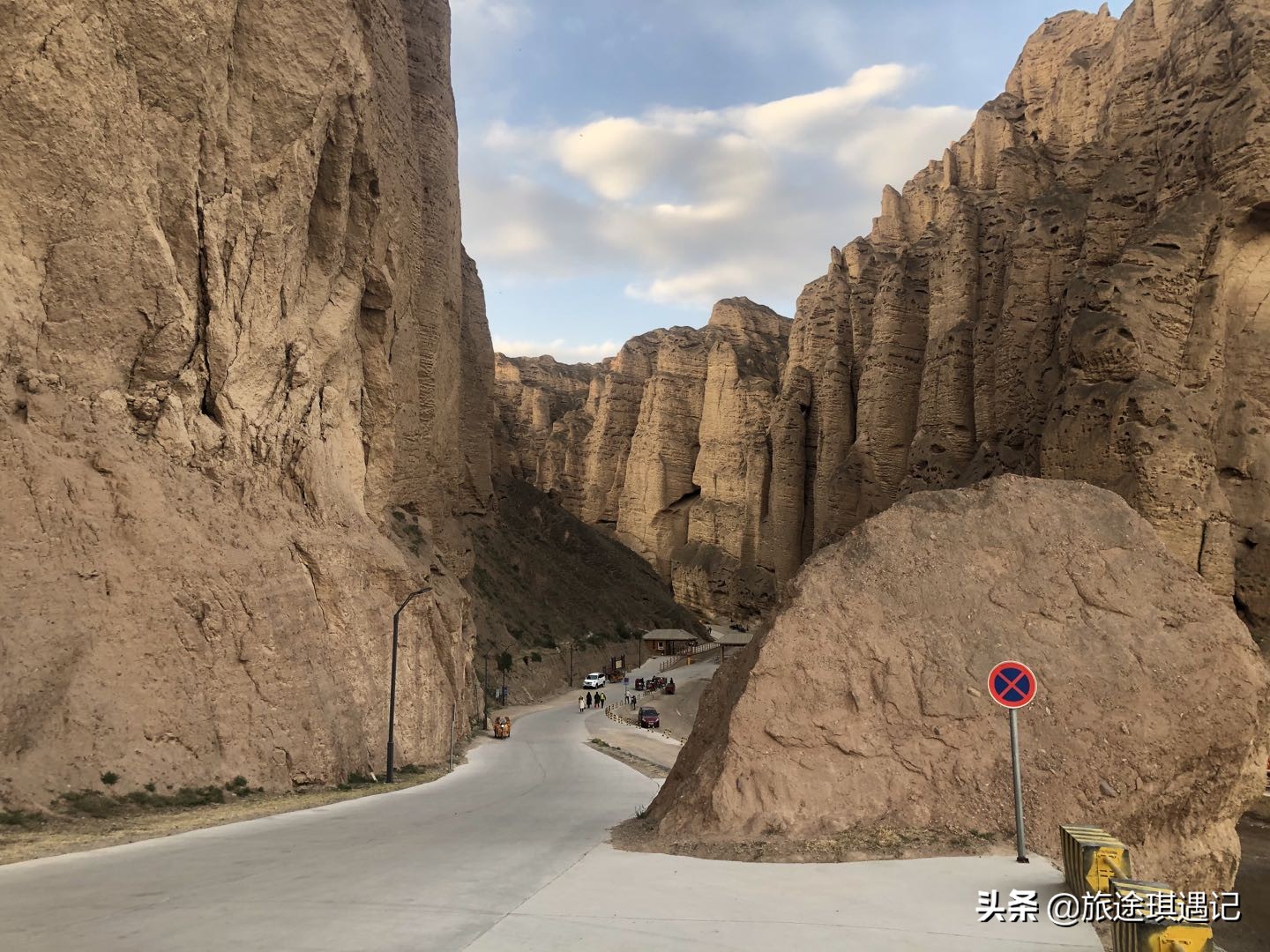 景泰黄河石林22道弯全景,景泰黄河石林全景图