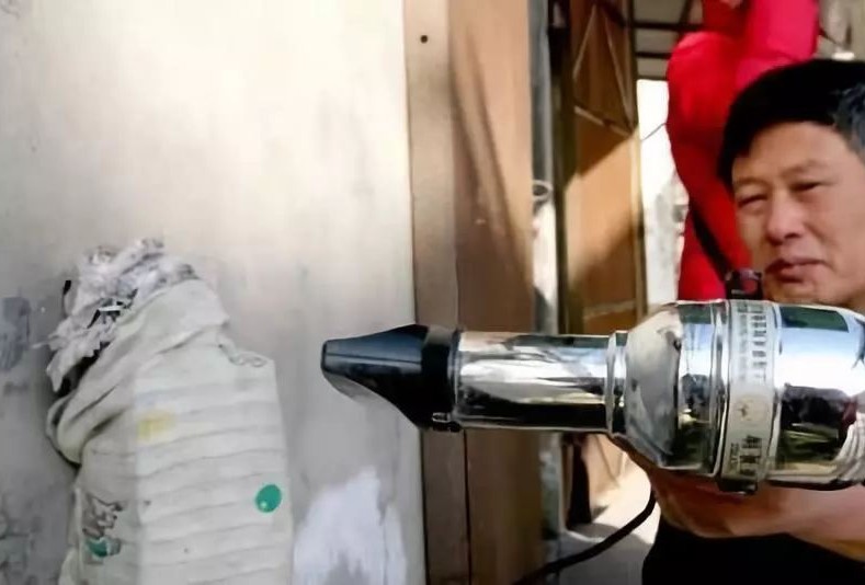 暖气片冻了咋办,暖气片一段时间不用冻住了怎么办