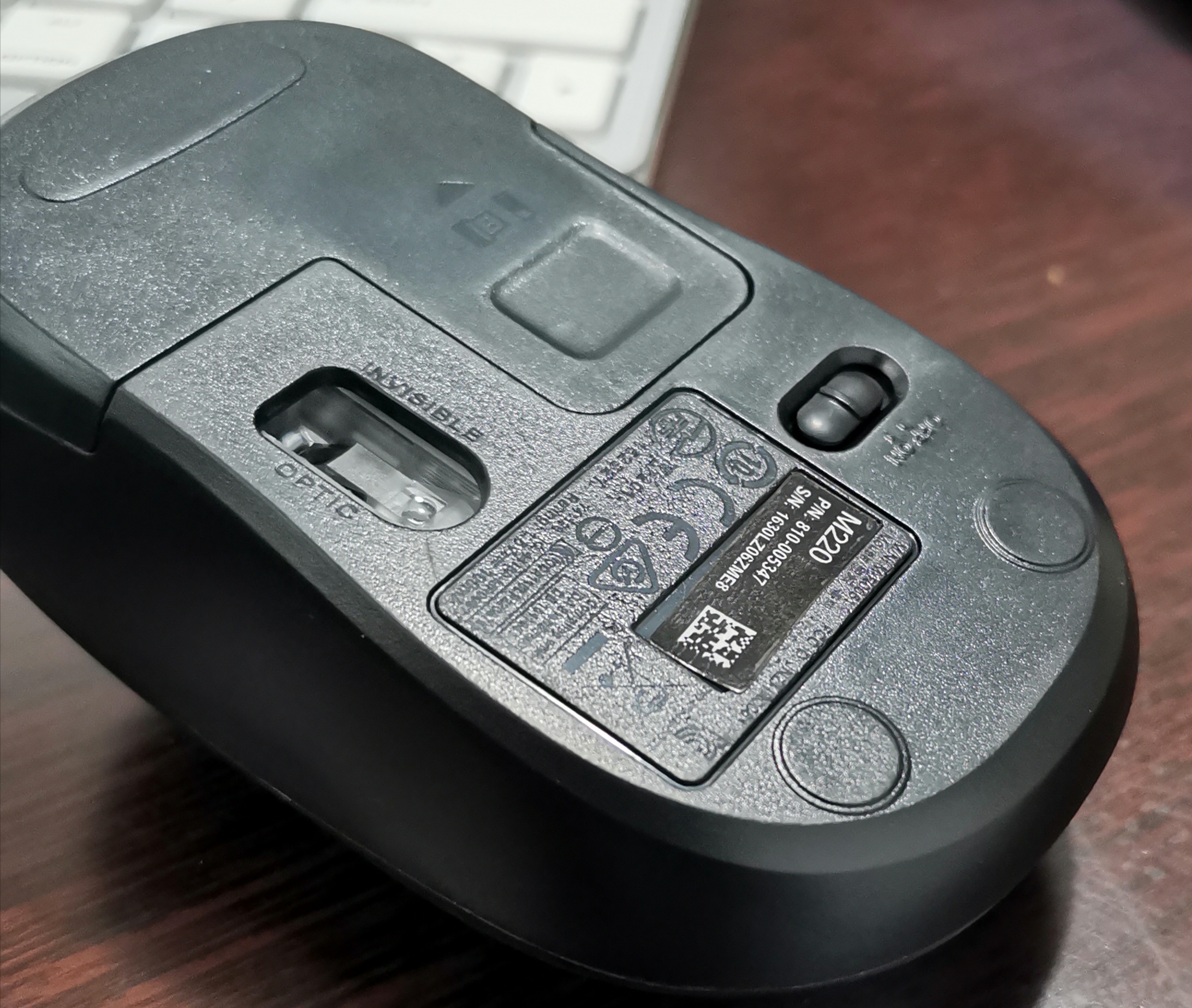 拼多多买到仿冒鞋百分百退款,拼多多有人卖杂牌机如何举报