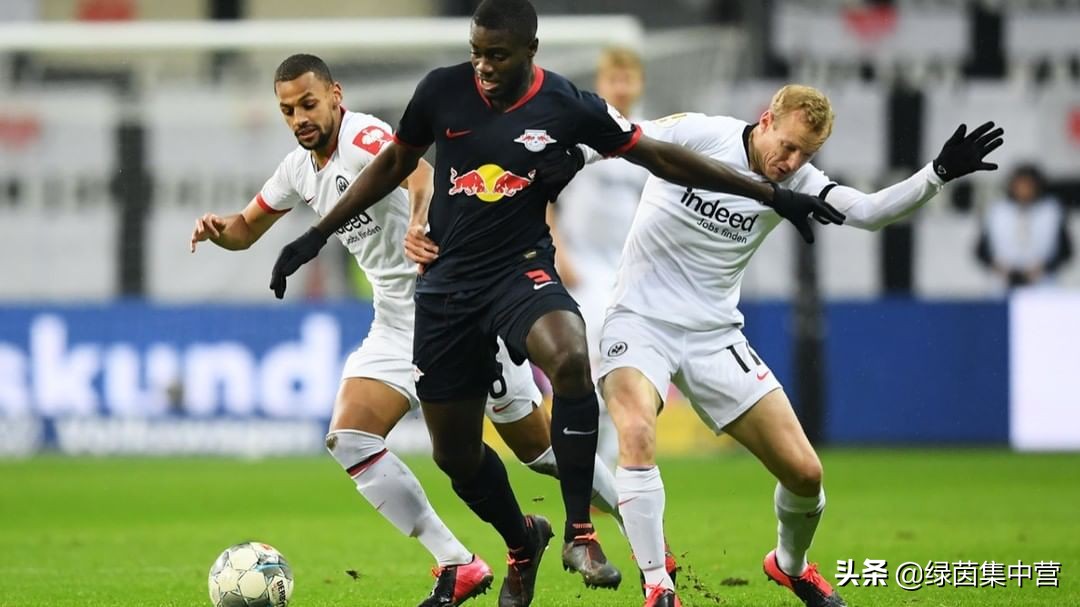 浅谈|法国中卫新星乌帕梅卡诺:身体对抗出色,拦截解围能力强