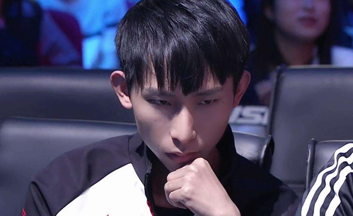 梦泪林甲楠把二队选手认成吉祥物,梦泪首次被换下场观众的反应