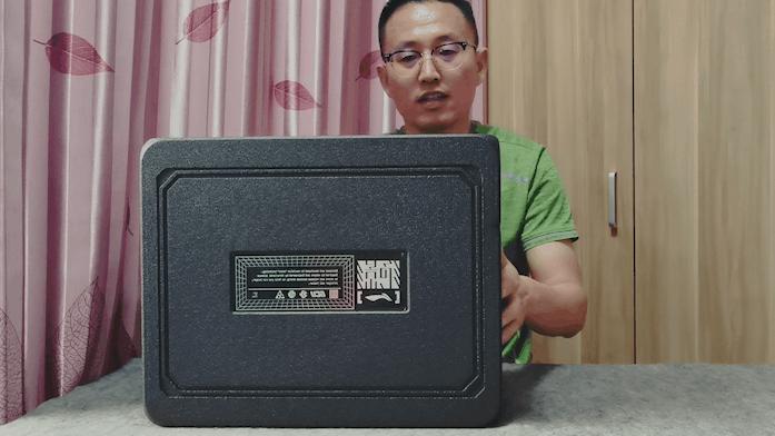 跑鞋测评态极,李宁飞电3.0challenger和李宁小绝影