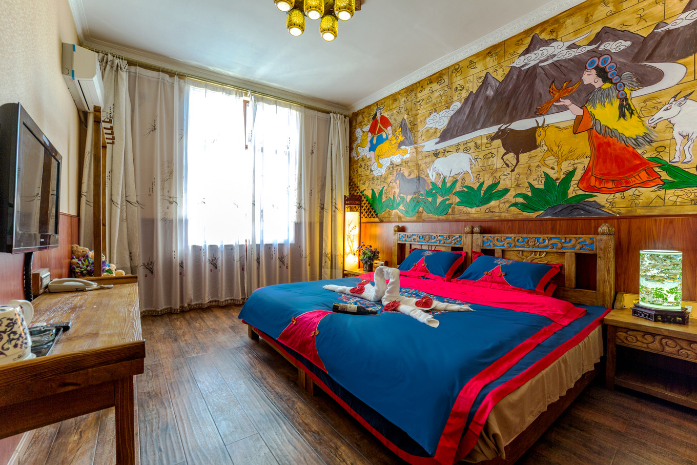 丽江纳西客栈视频,丽江黑龙潭纳西客栈