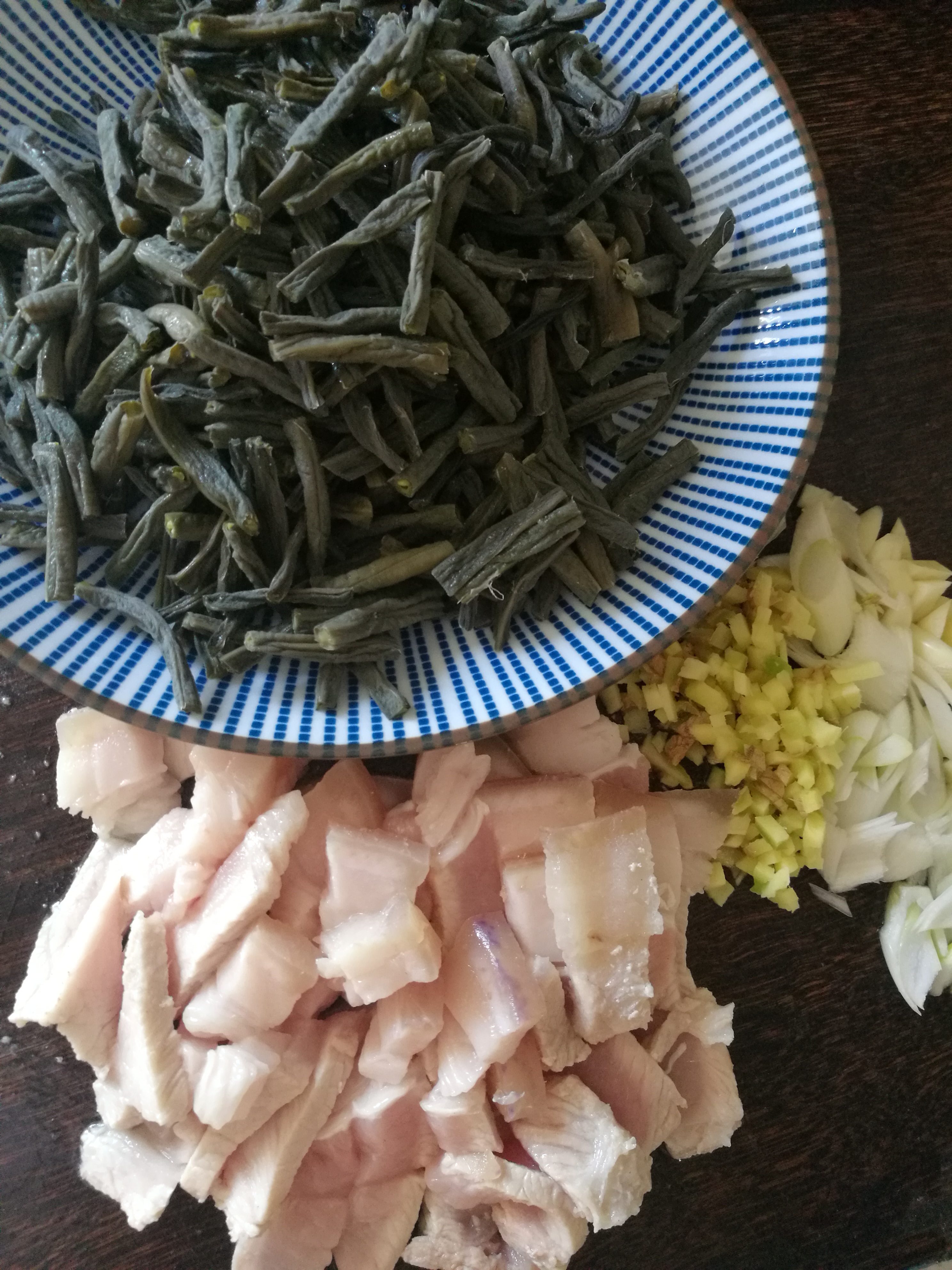 长豆角家常储存方法,长豆角不入味的方法