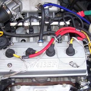 自己更换火花塞车会抖吗,自己换火花塞后发动机故障还抖动