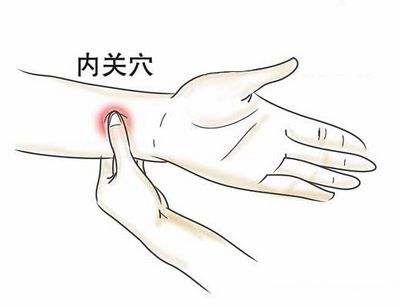 怀孕呕吐的时候咽喉有异物怎么办,怀孕初期喉咙有粘液感