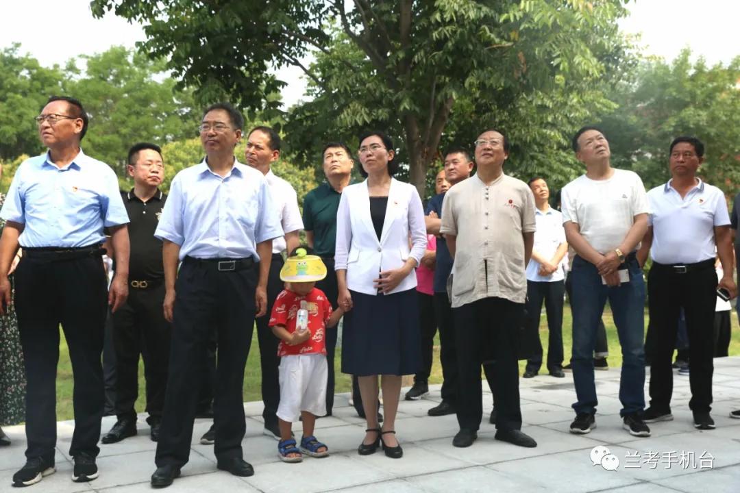 献礼建党100年同心共筑中国梦绘画,中华民族伟大复兴共筑中国梦