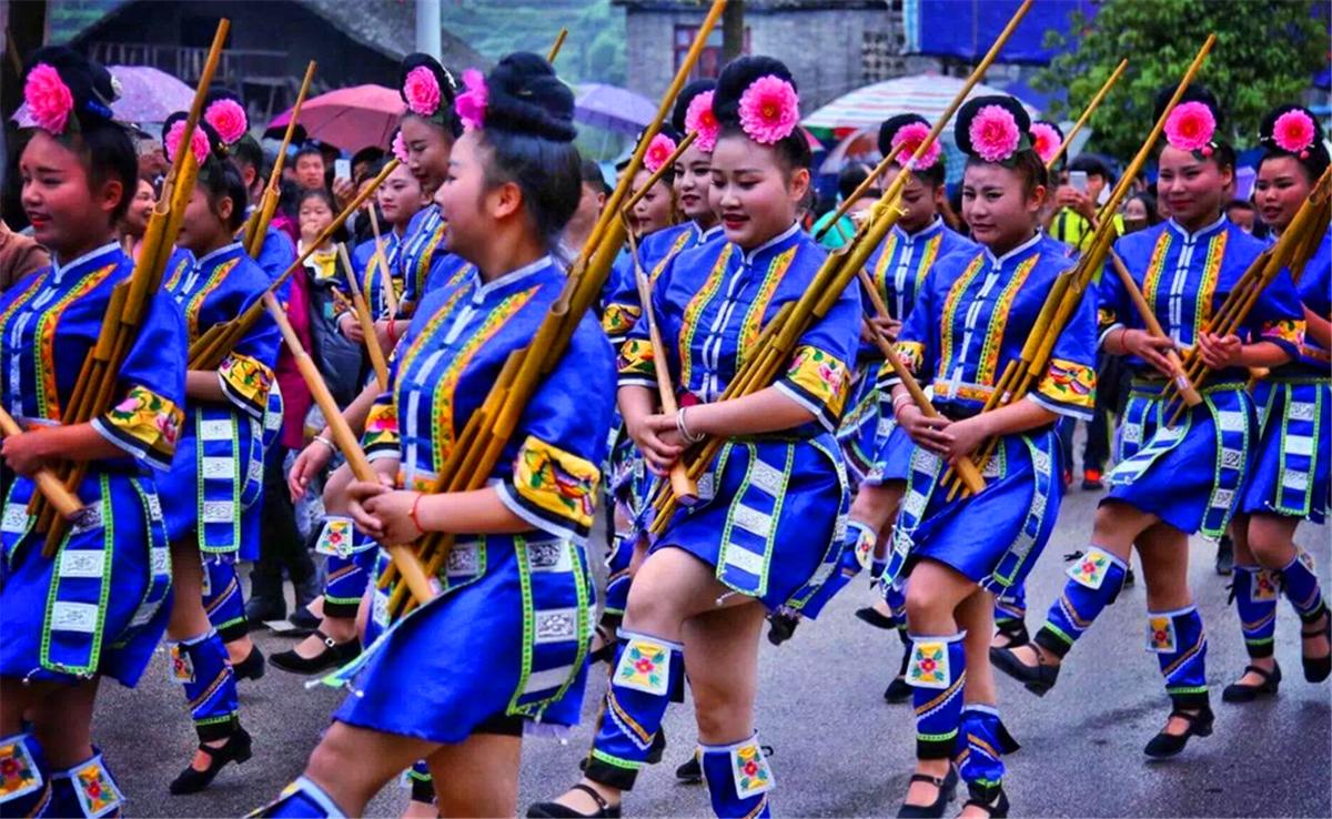 苗族的传统节日花生节,七月苗族节日