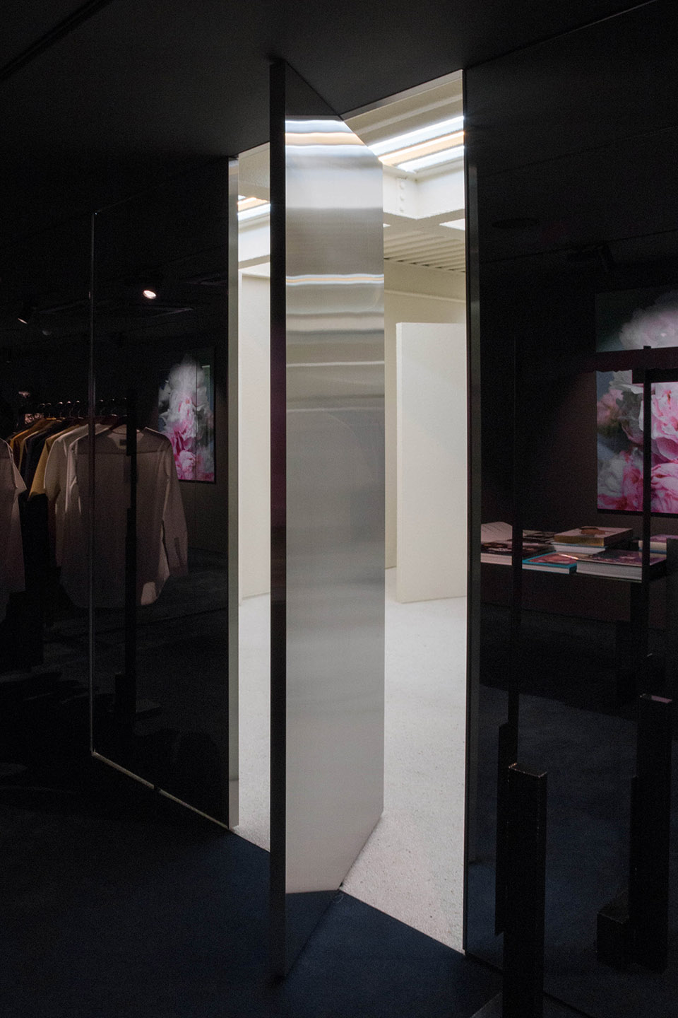 AnderssonBell旗舰店,首尔/CreativeStudioUnravel