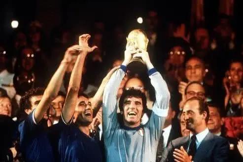 门将廉颇,廉颇老矣尚能饭否谁说的