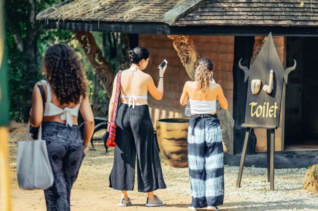 在清迈逛夜市感受泰国人慢生活,去清迈享受放下脚步的慢生活