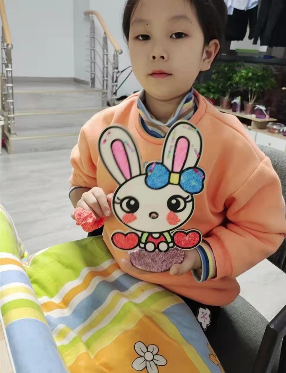 如何培养孩子发现美，感受美，创造美