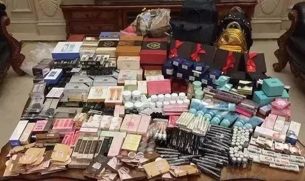 「樱桃小利」2019新《电商法》来了，“剁手”新姿势你掌握了吗？