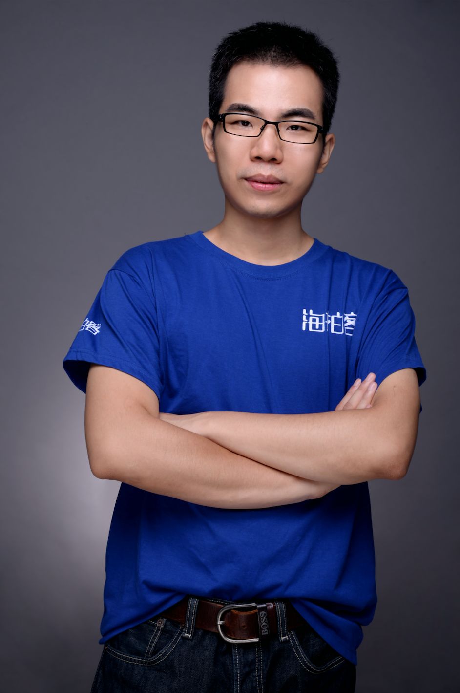 成立4年15亿美金的公司,成立3年营收100亿