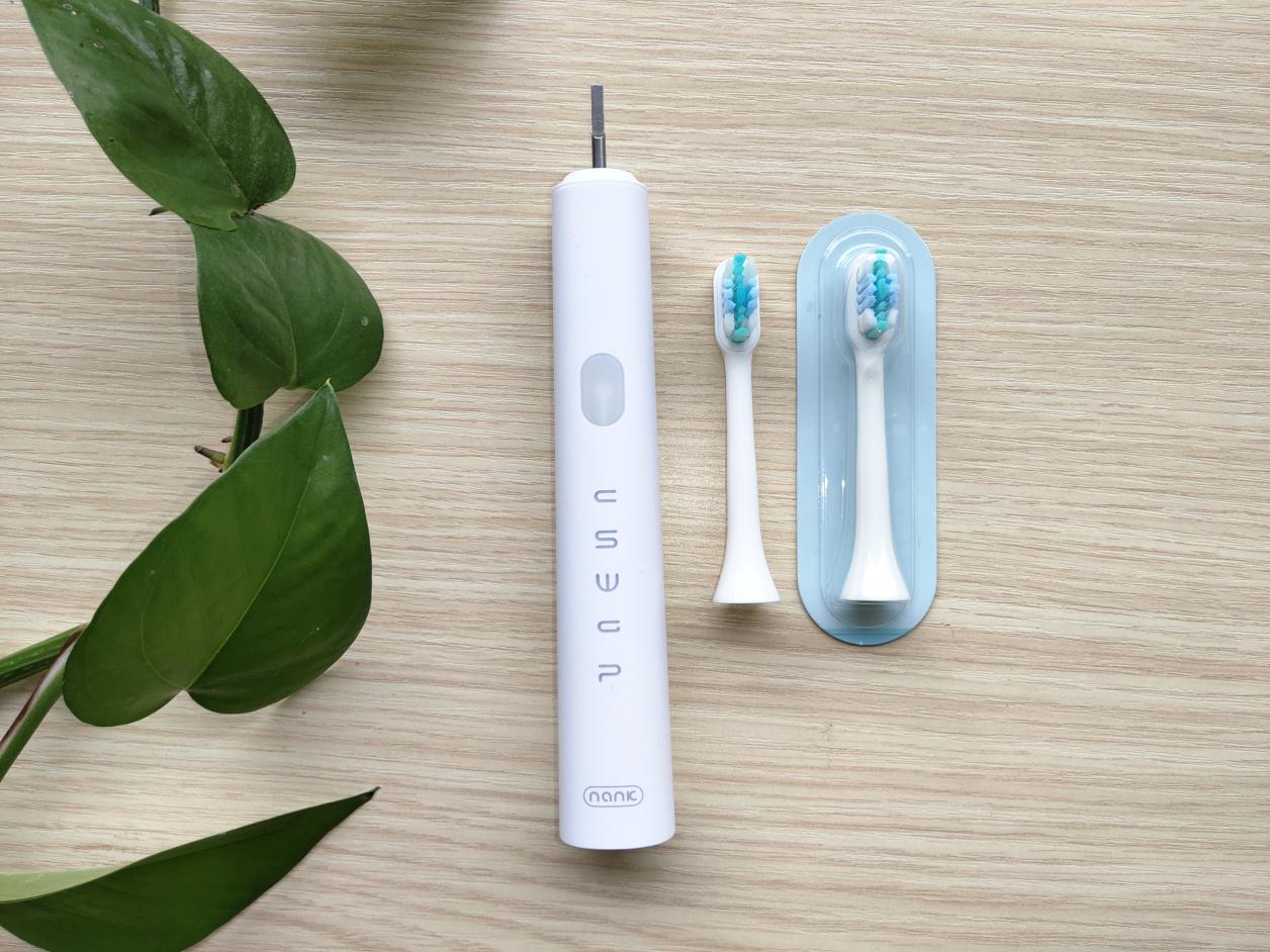 电动牙刷360度全自动刷牙神器,刷牙无死角的电动牙刷